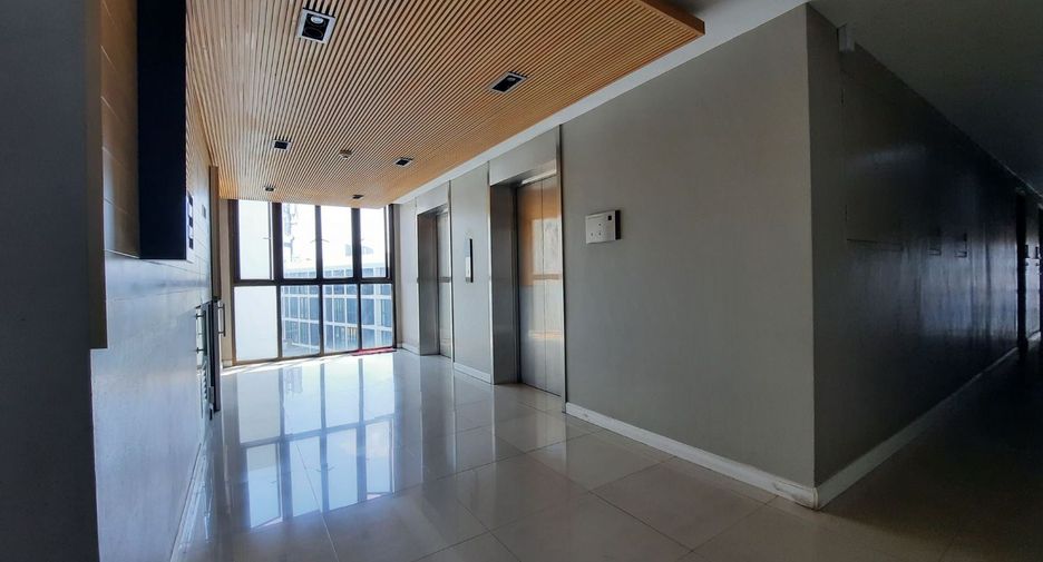 For sale 2 bedrooms condo in Chatuchak, Bangkok