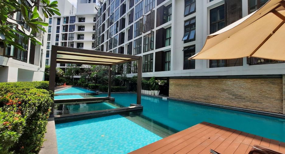 For sale 2 bedrooms condo in Chatuchak, Bangkok