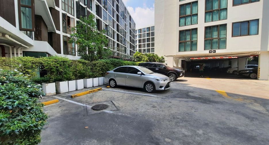 For sale 2 bedrooms condo in Chatuchak, Bangkok