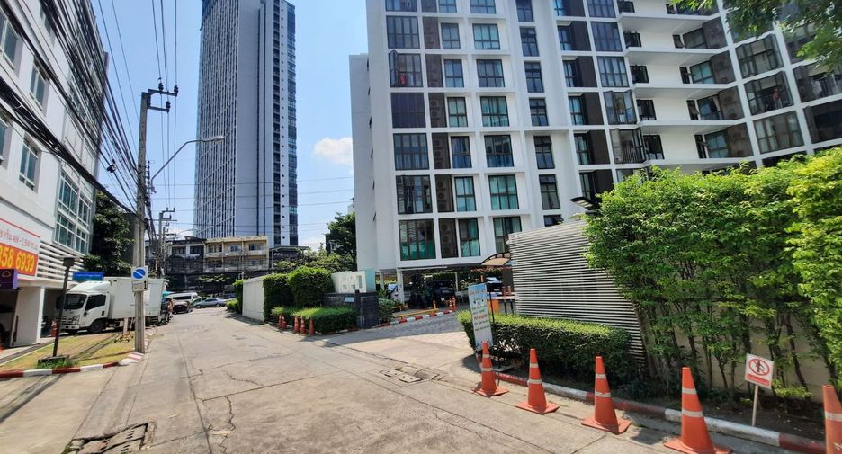 For sale 2 bedrooms condo in Chatuchak, Bangkok
