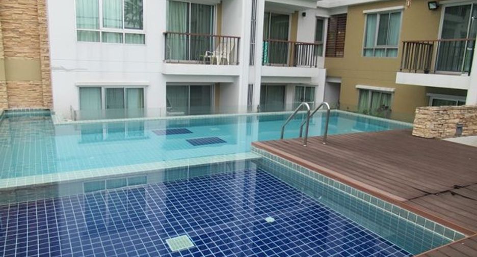 For sale 2 bedrooms condo in Wang Thonglang, Bangkok
