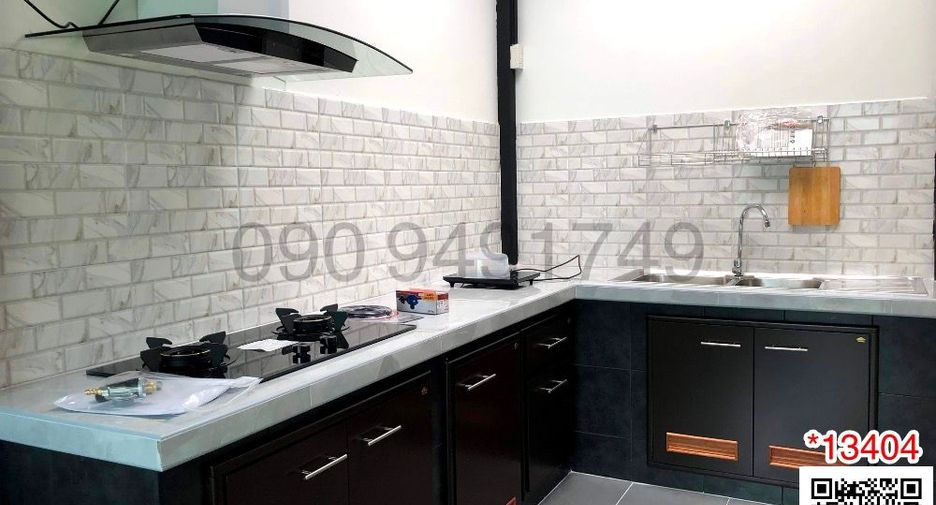 For sale 3 bedrooms townhouse in Prawet, Bangkok