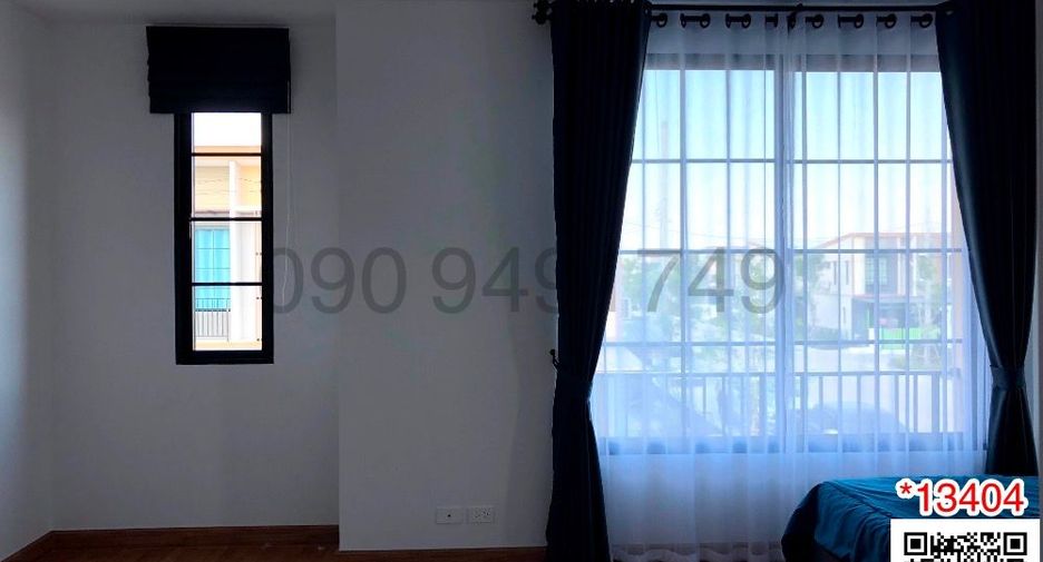 For sale 3 bedrooms townhouse in Prawet, Bangkok