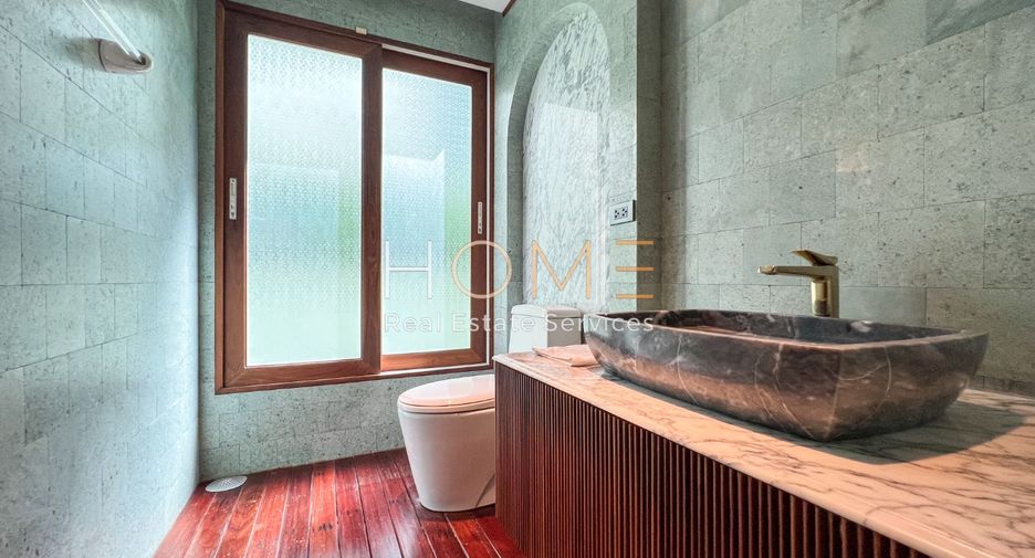 For sale 4 bedrooms house in Sai Mai, Bangkok