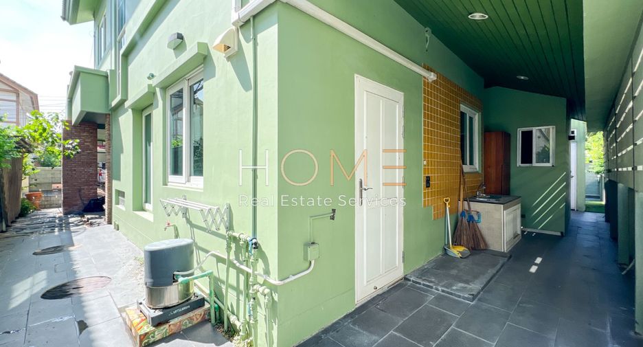 For sale 4 bedrooms house in Sai Mai, Bangkok