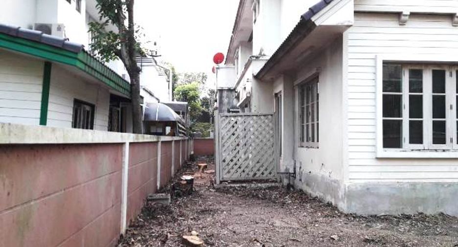 Casa en venta de estudio en Nong Khaem, Bangkok