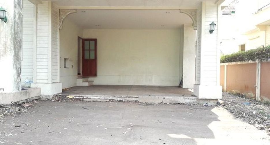 Casa en venta de estudio en Nong Khaem, Bangkok