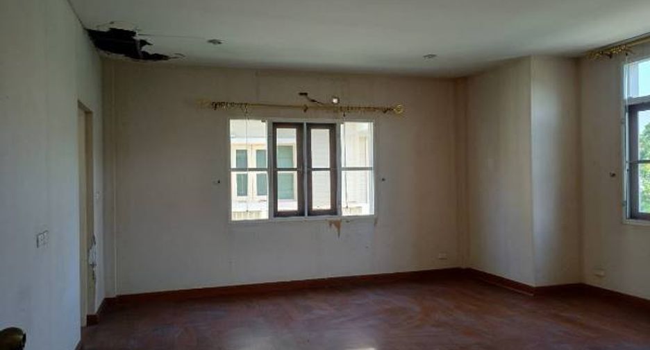 Casa en venta de estudio en Nong Khaem, Bangkok