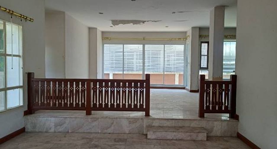 Casa en venta de estudio en Nong Khaem, Bangkok