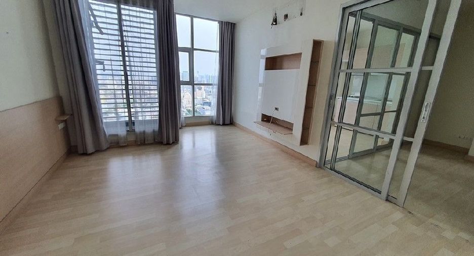For sale 1 bed condo in Huai Khwang, Bangkok
