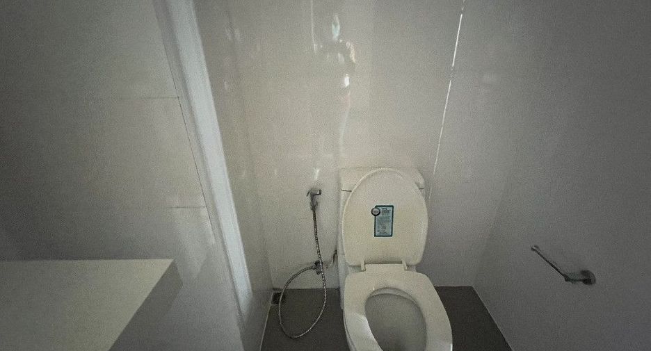 For sale 1 bed condo in Huai Khwang, Bangkok