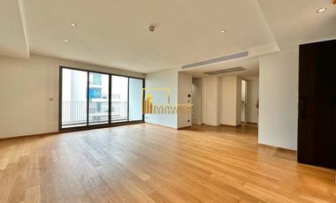 For rent 2 bedrooms condo in Yan Nawa, Bangkok