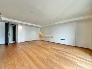 For rent 2 ベッドルーム condo in Yan Nawa, Bangkok