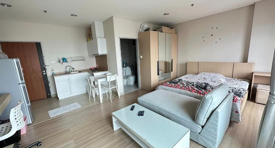 For sale studio condo in Phaya Thai, Bangkok
