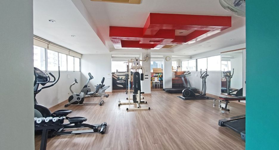 For sale 4 bedrooms condo in Khlong Toei, Bangkok