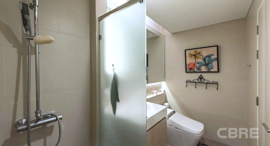 For sale 1 bed condo in Khlong Toei, Bangkok