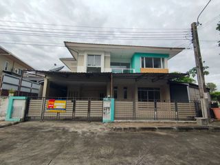 For sale studio house in Saphan Sung, Bangkok