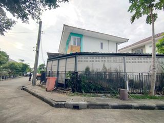 For sale studio house in Saphan Sung, Bangkok