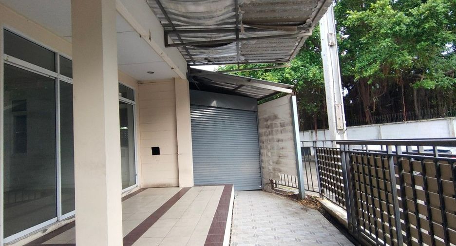 Haus zum Kauf mit Studio in Saphan Sung, Bangkok