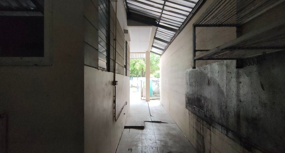 Haus zum Kauf mit Studio in Saphan Sung, Bangkok