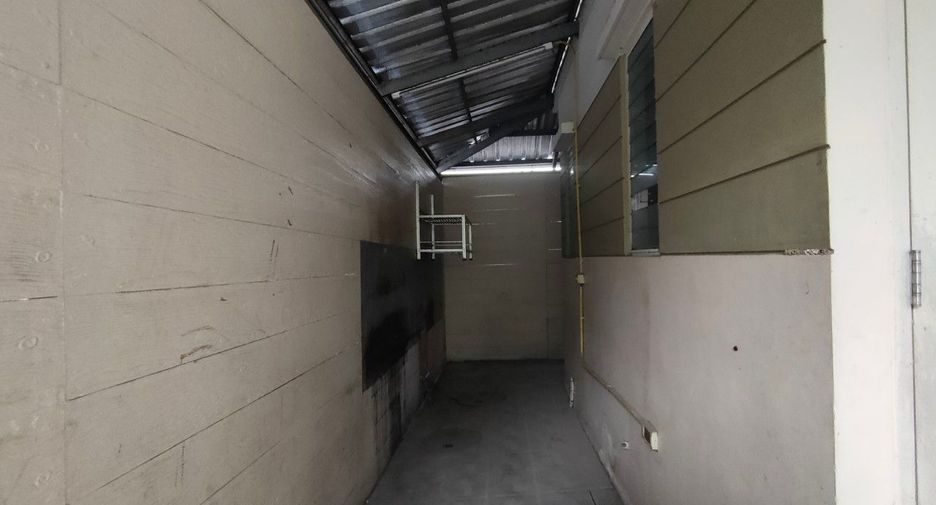 Haus zum Kauf mit Studio in Saphan Sung, Bangkok