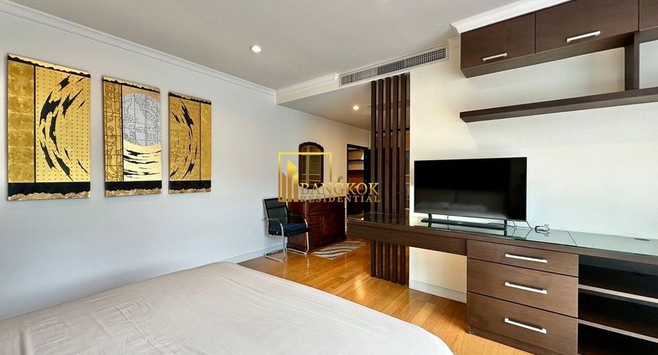 For rent 3 bedrooms condo in Watthana, Bangkok