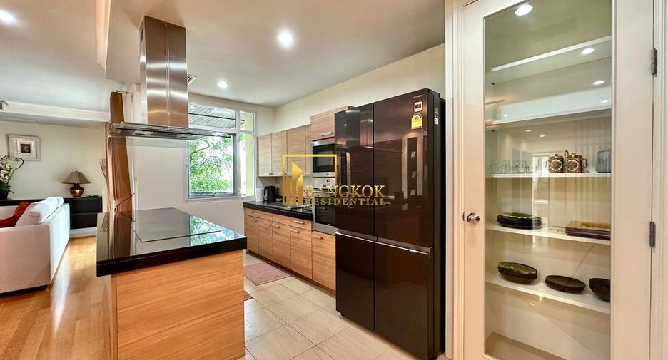 For rent 3 bedrooms condo in Watthana, Bangkok