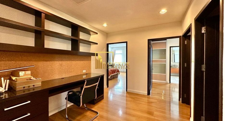 For rent 3 bedrooms condo in Watthana, Bangkok