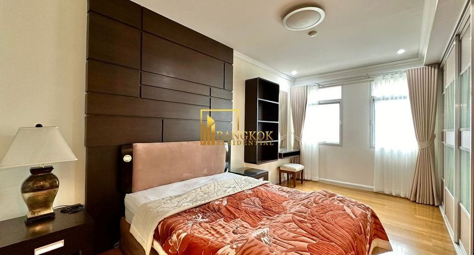 For rent 3 bedrooms condo in Watthana, Bangkok