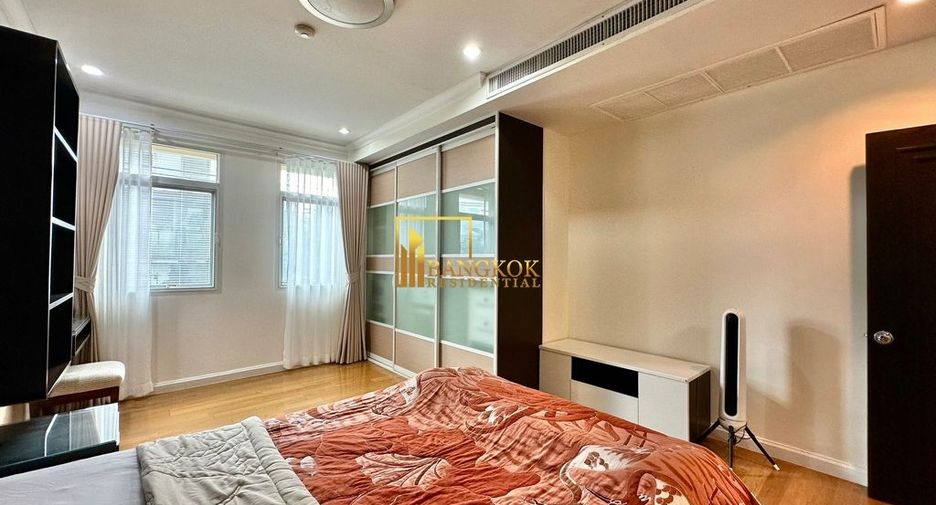 For rent 3 bedrooms condo in Watthana, Bangkok