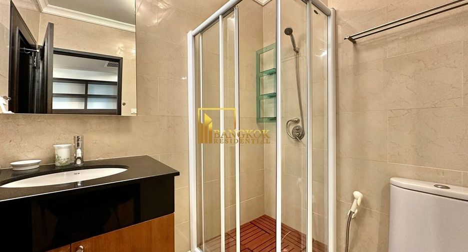 For rent 3 bedrooms condo in Watthana, Bangkok