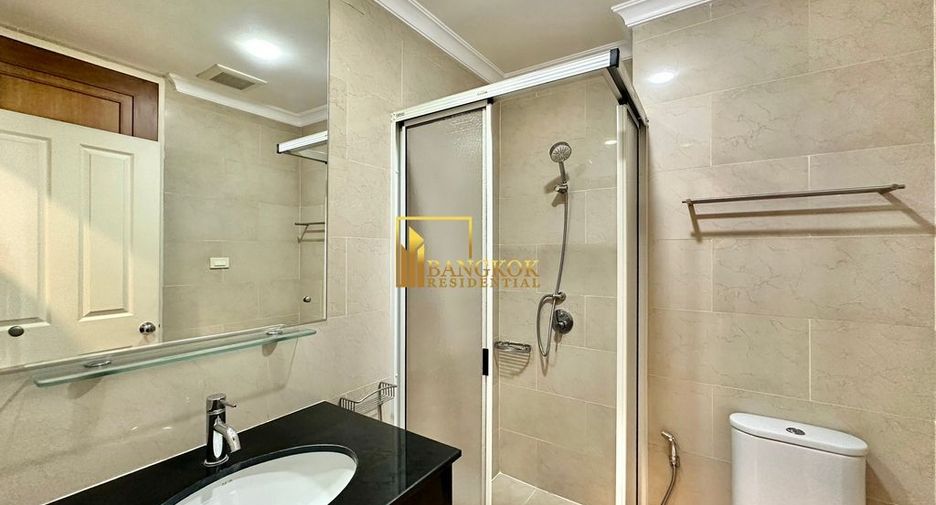 For rent 3 bedrooms condo in Watthana, Bangkok