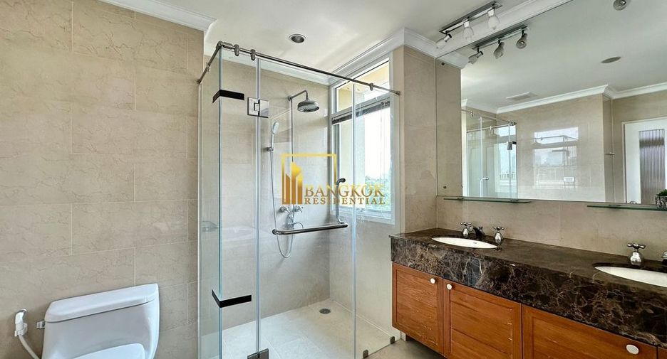 For rent 3 bedrooms condo in Watthana, Bangkok