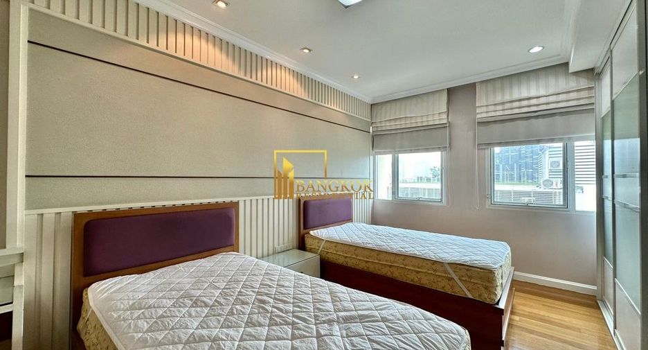 For rent 3 bedrooms condo in Watthana, Bangkok