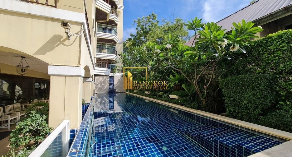 For rent 3 bedrooms condo in Watthana, Bangkok