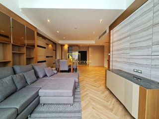 Condo en alquiler de 3 habitaciones en Watthana, Bangkok