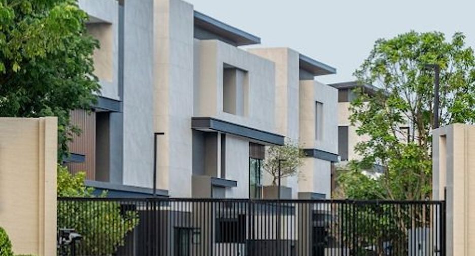 For sale 6 ベッドルーム house in Bang Kapi, Bangkok