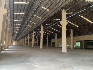 出租 和 出售 仓库 在 Si Racha, Chon Buri