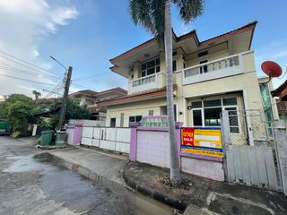 出售 公寓 独立屋 在 Bang Kapi, 曼谷