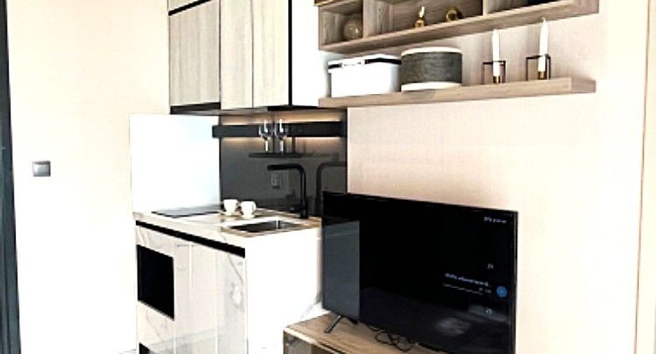 For rent 1 bed condo in Phra Khanong, Bangkok