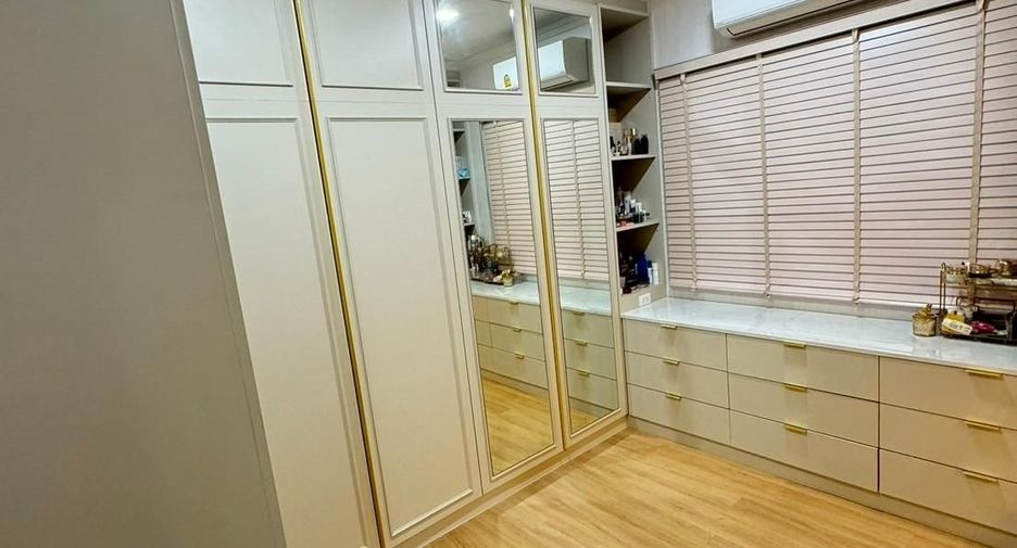 For rent 2 bedrooms house in Mueang Samut Prakan, Samut Prakan