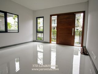 À louer 4 chambres maison à Bang Phli, Samut Prakan