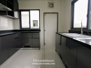 À louer 4 chambres maison à Bang Phli, Samut Prakan
