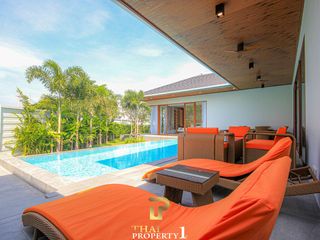 Villa zum Kauf mit 4 Zimmer in Hua Hin, Prachuap Khiri Khan