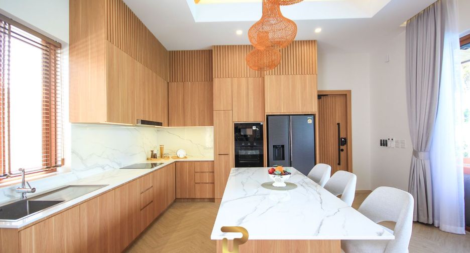 Villa en venta de 4 habitaciones en Hua Hin, Prachuap Khiri Khan