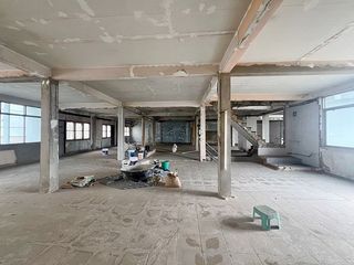 Аренда торговое помещение в Щаттхана, Бангкок