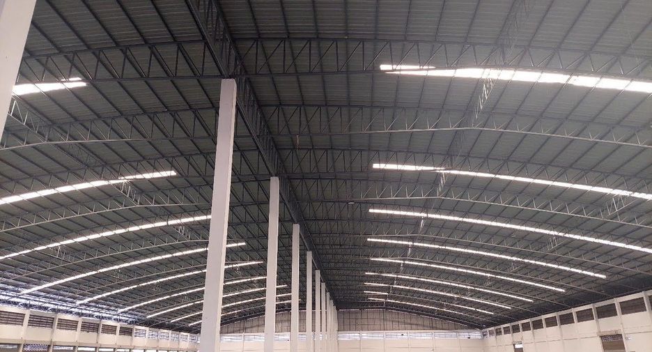 À louer entrepôt à Bang Sao Thong, Samut Prakan