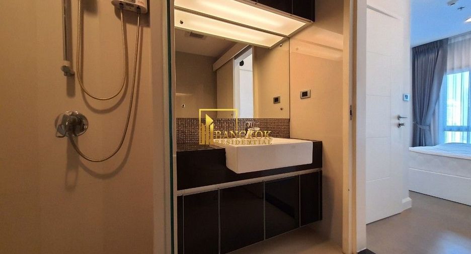 Condo en alquiler de 2 habitaciones en Khlong Toei, Bangkok
