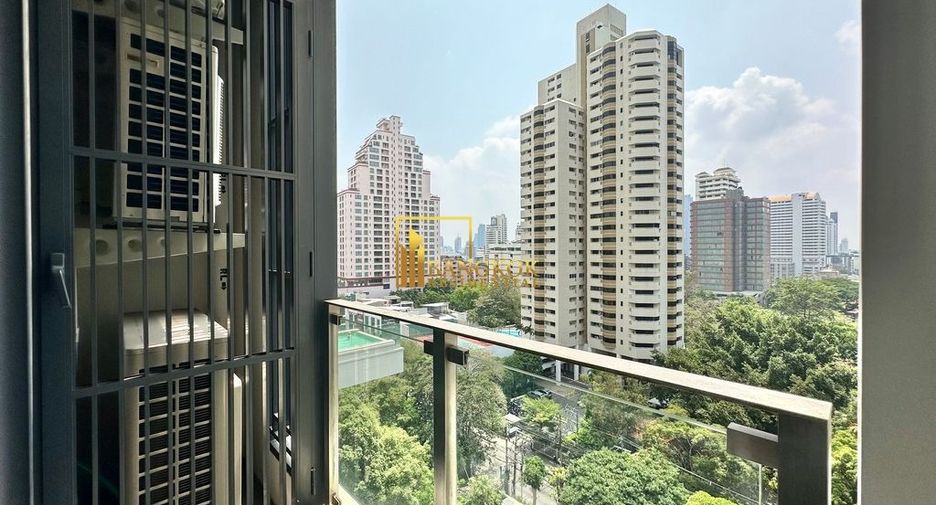 For rent 2 bedrooms condo in Khlong Toei, Bangkok
