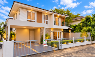 For sale 3 bedrooms house in Khlong Sam Wa, Bangkok